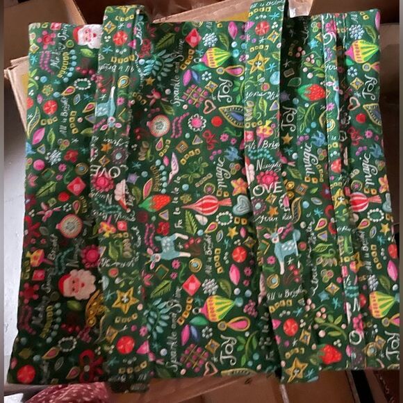 Danielle Kroll making spirits bright take & bake carrier in green color way - Picture 5 of 5